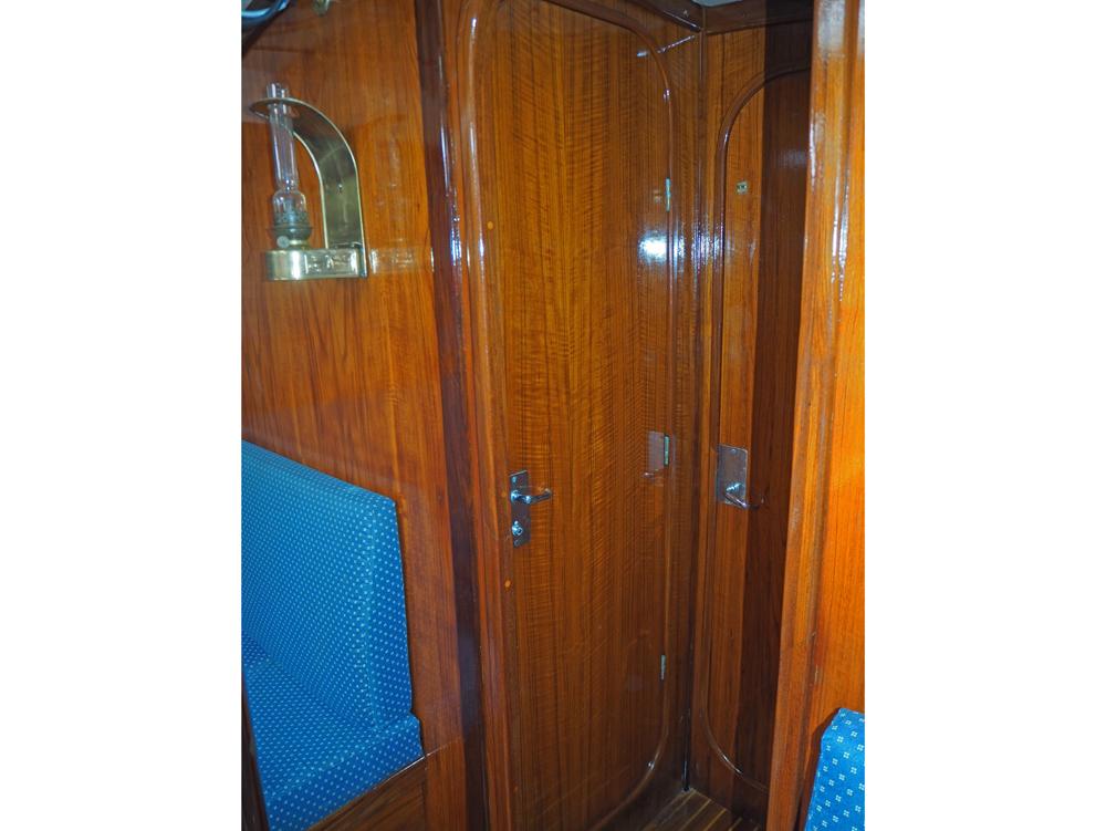 Salon, H&eacute;bergements